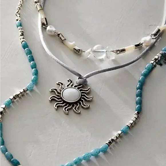 Free People One With The Sun Blue Layered Necklace Sunburst Pendant Beaded Chain - Picture 9 of 13